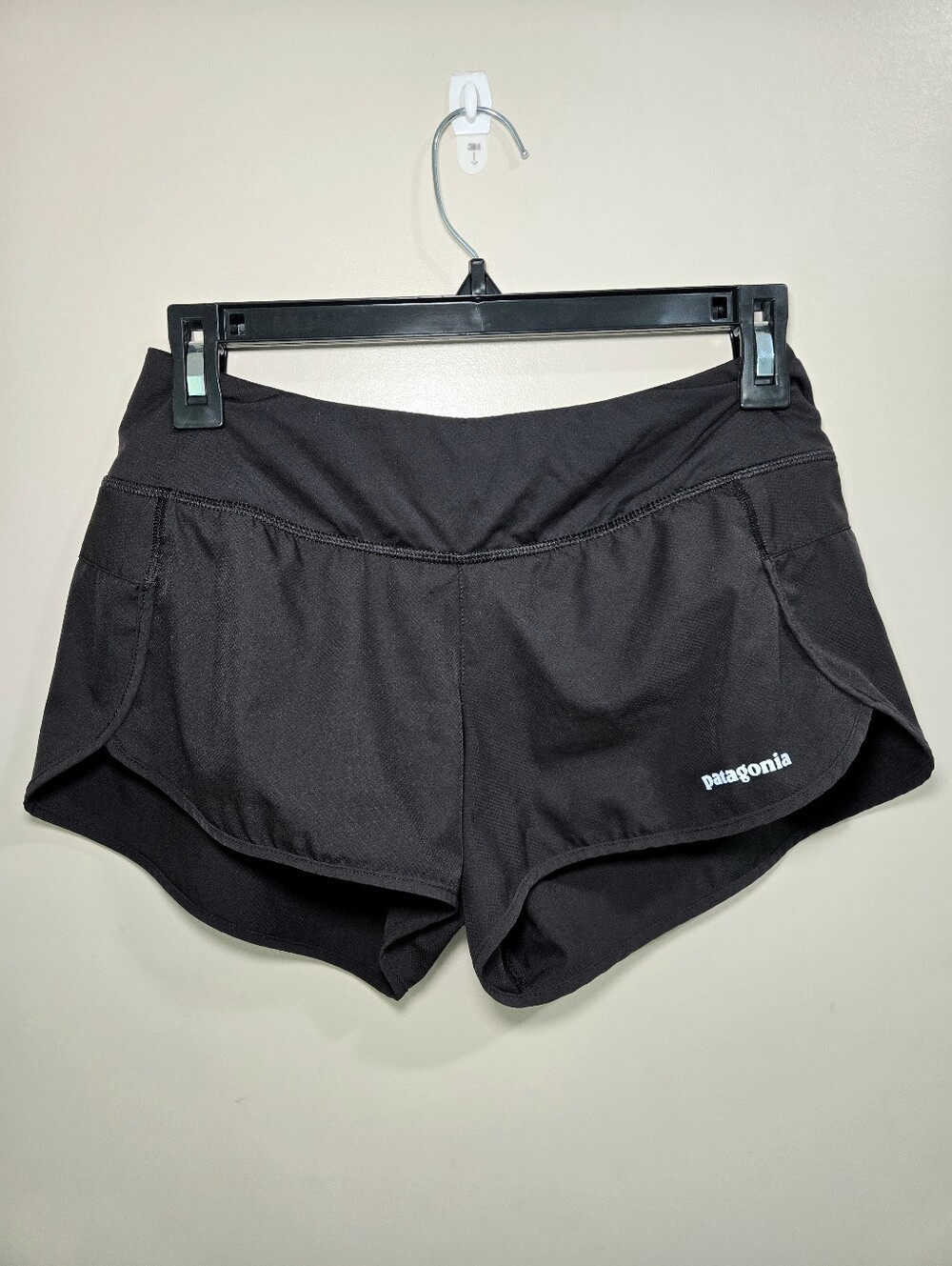 Patagonia Women’s Black Athletic Stretch Shorts Logo Running Gym Size S